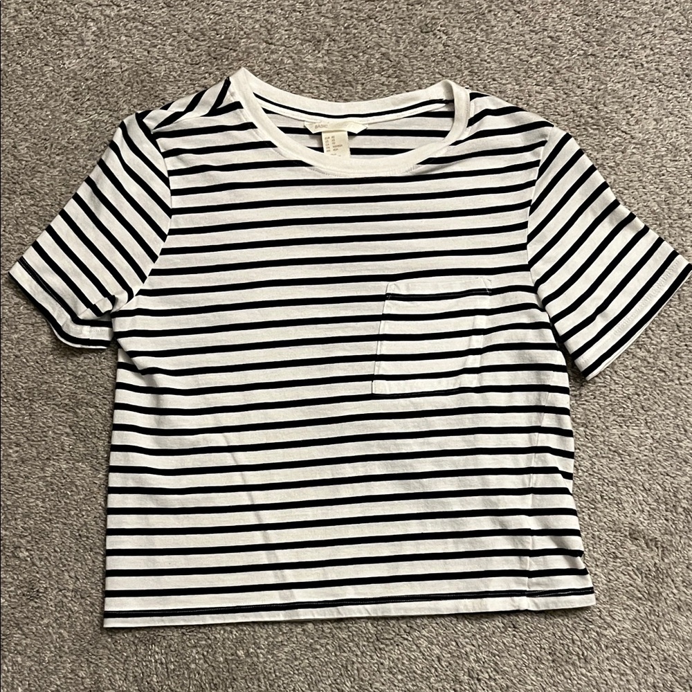 H&M Striped Black and White T-Shirt
